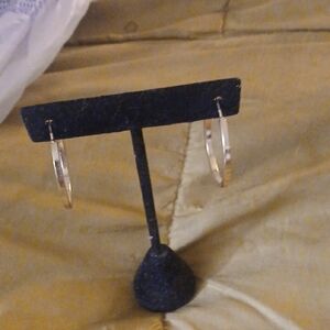 Chic Gold Hoop Earrings